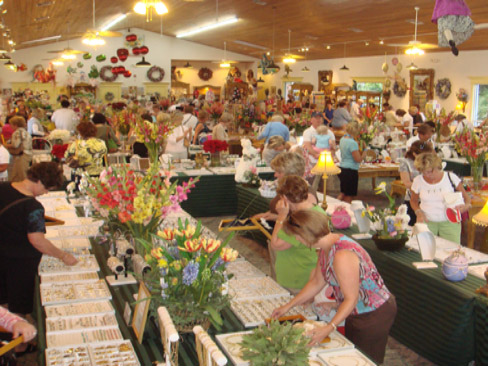 Photo of customers shopping at our Bonita Springs location