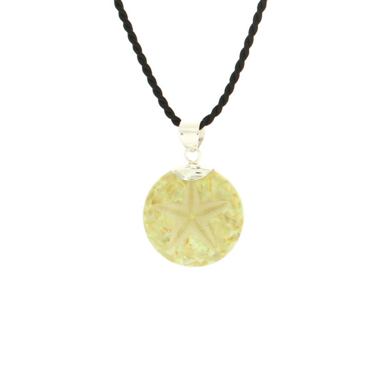 A photo of the Starfish over White and Tan Shell Pendant product