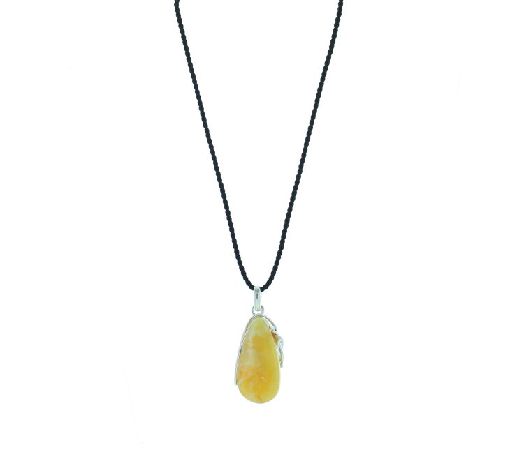 A photo of the 925 Sterling Silver Amber Pendant product