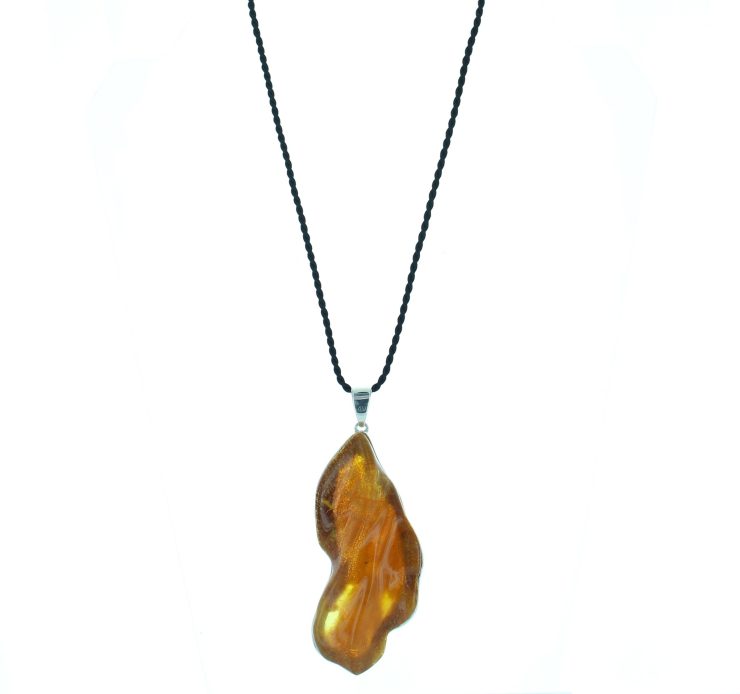 A photo of the 925 Sterling Silver Amber Pendant product