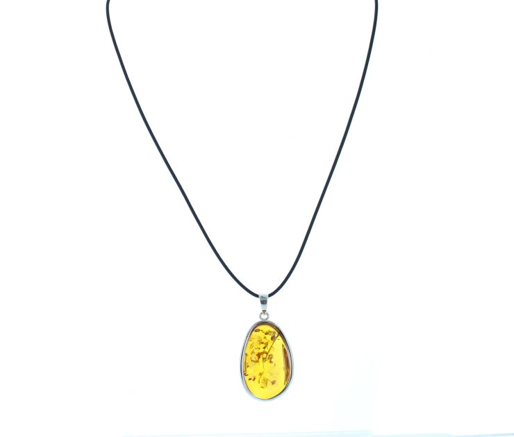 A photo of the 925 Sterling Silver Amber Pendant product