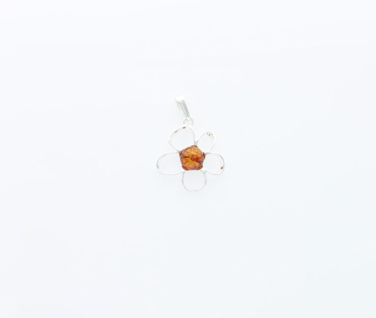 A photo of the 925 Sterling Silver Amber product