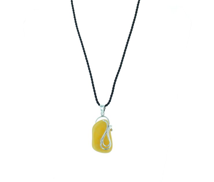 A photo of the 925 Sterling Silver Amber Pendant product