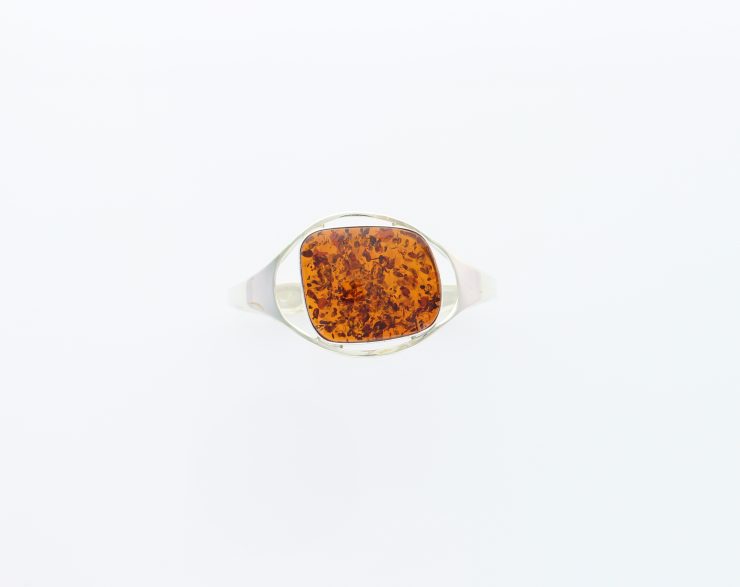 A photo of the 925 Sterling Silver Amber product