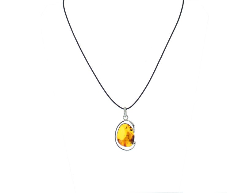 A photo of the 925 Sterling Silver Amber Pendant product