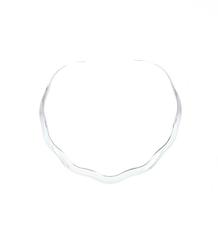 A photo of the Wavy Choker product