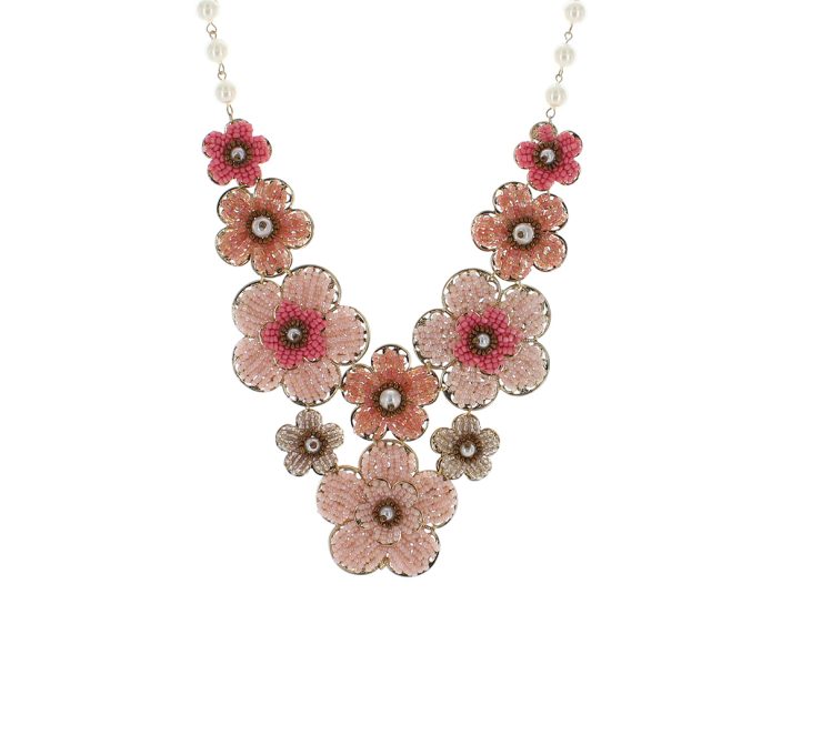 A photo of the Garden Necklace product