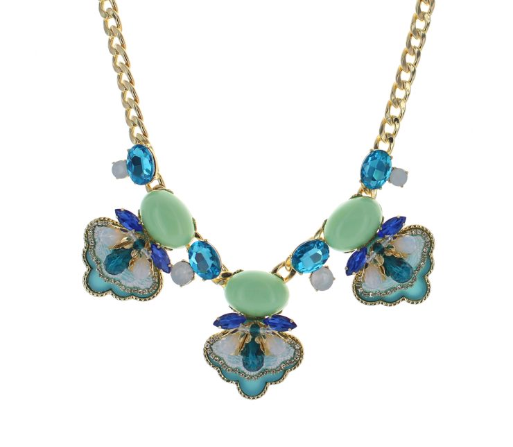 A photo of the Turquoise Royal Necklace product