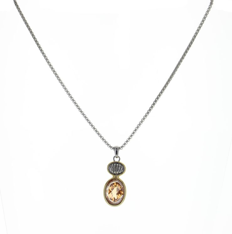 A photo of the Leanne Necklace product