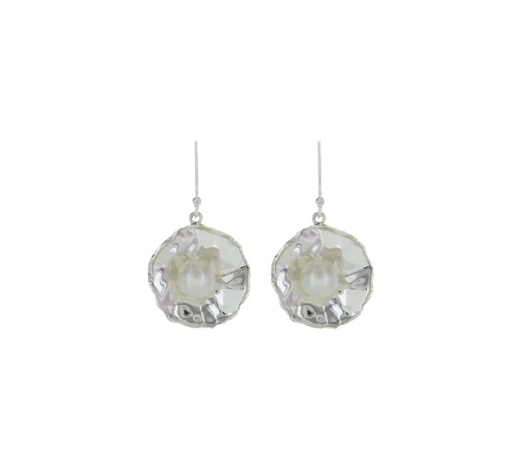 A photo of the Dangle Flower Mother Pearl Earrings product