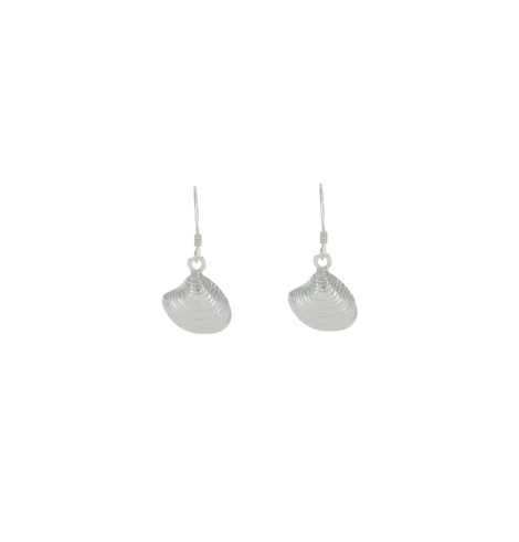 A photo of the Conch Dangle Earrings product