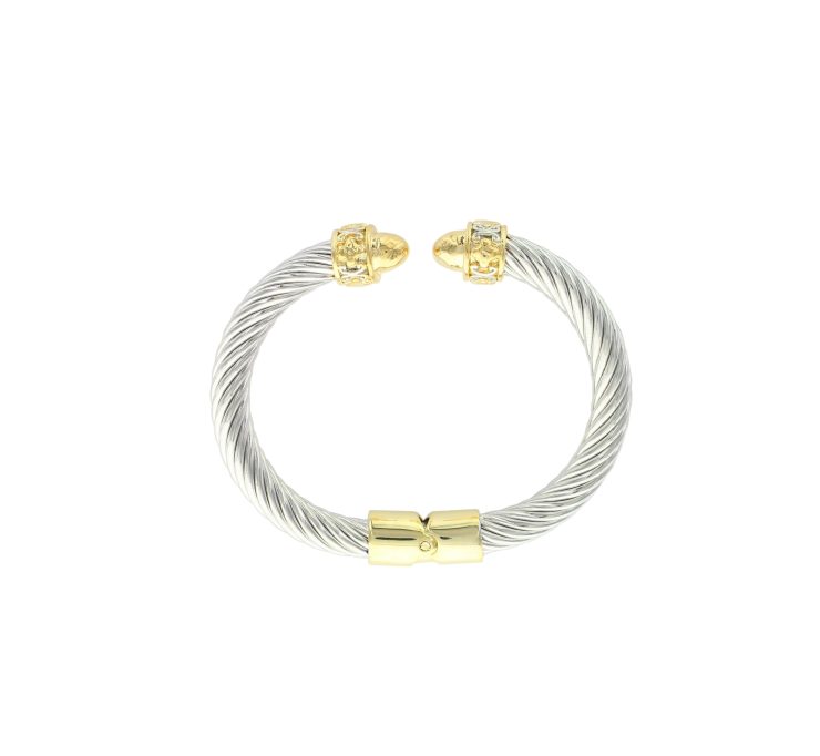 A photo of the Two Tone Design Cable Bracelet product