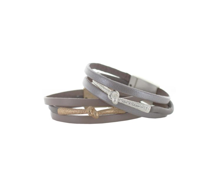 A photo of the Knot Magnetic Bracelet product