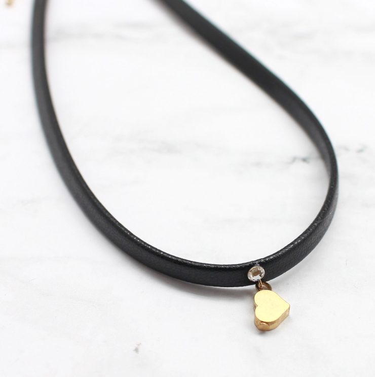 A photo of the Heart Charm Choker product