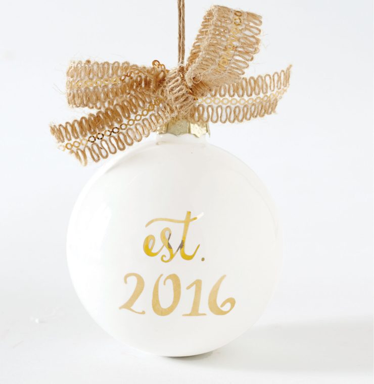 A photo of the Mr & Mrs Gold Ornament product