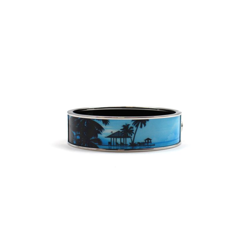 A photo of the Sunset Cuff product