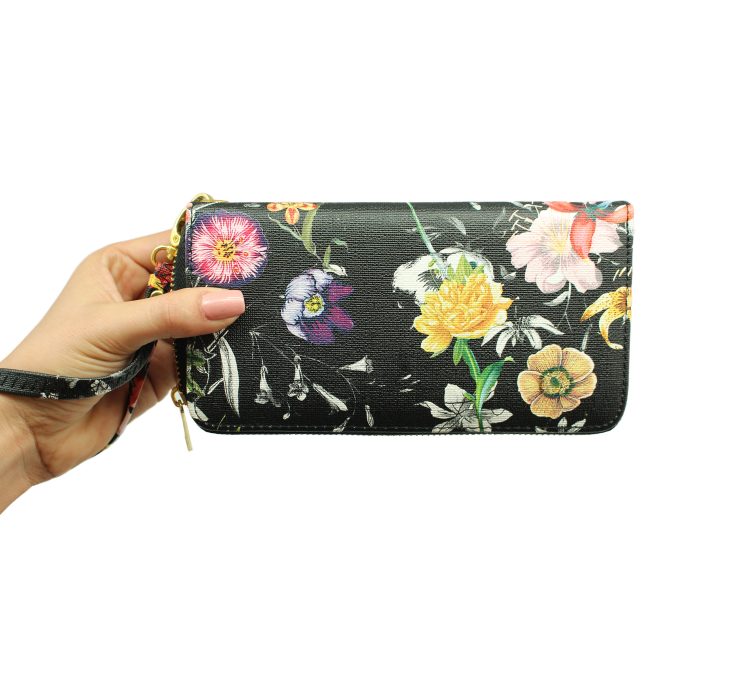 A photo of the Flower Print Wallet product