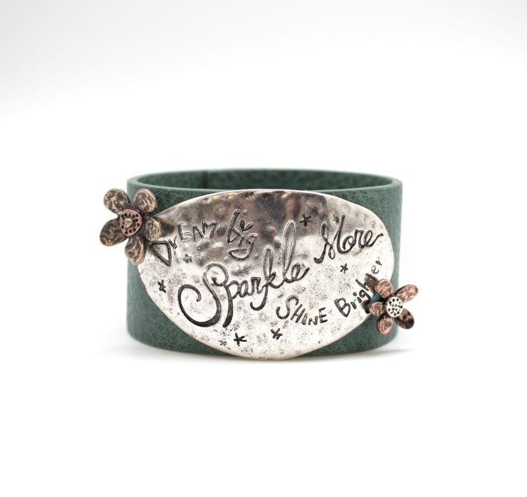 A photo of the "Dream Big" Bracelet product