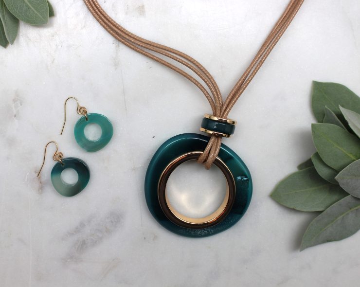 A photo of the Inner Circle Necklace product