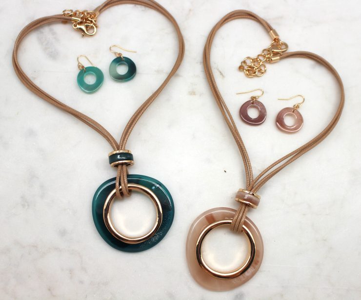 A photo of the Inner Circle Necklace product