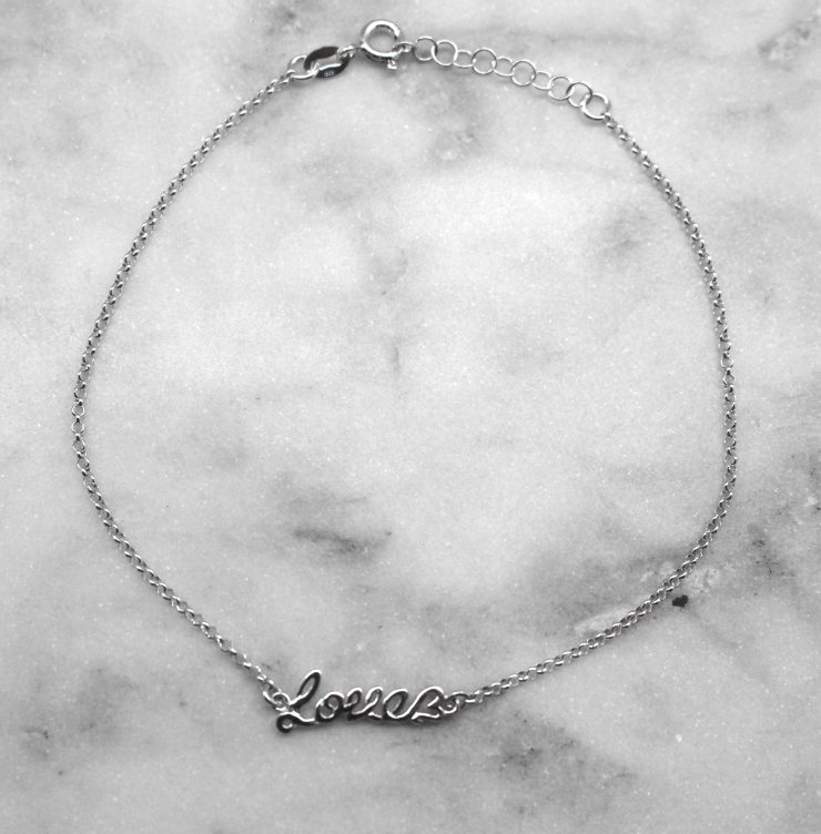 A photo of the Love Anklet product