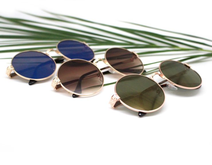A photo of the Round Metal Frame Sunglasses product