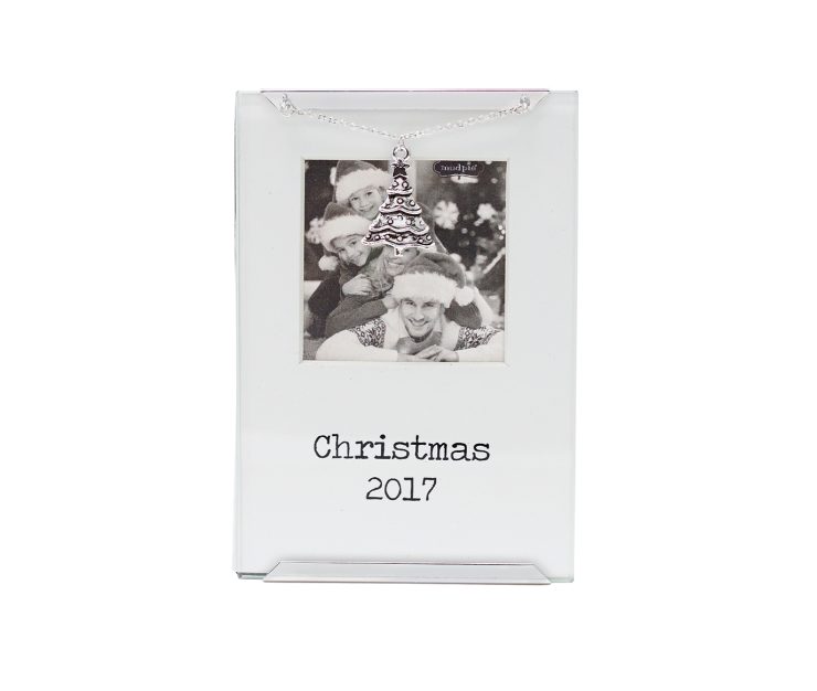 A photo of the Christmas Clip Frame product