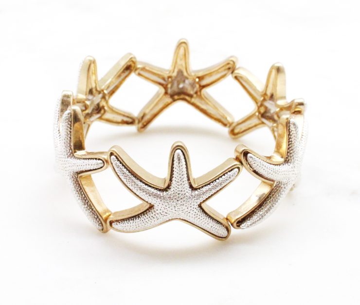 A photo of the Starfish Wishes Bracelet product