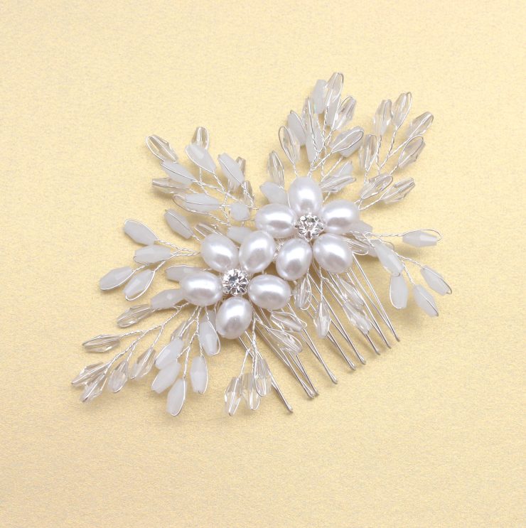 A photo of the Blushing Bride Hair Comb product