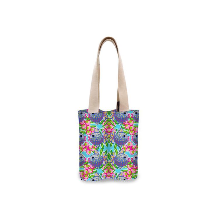 A photo of the Kissing Fish Wine Tote product