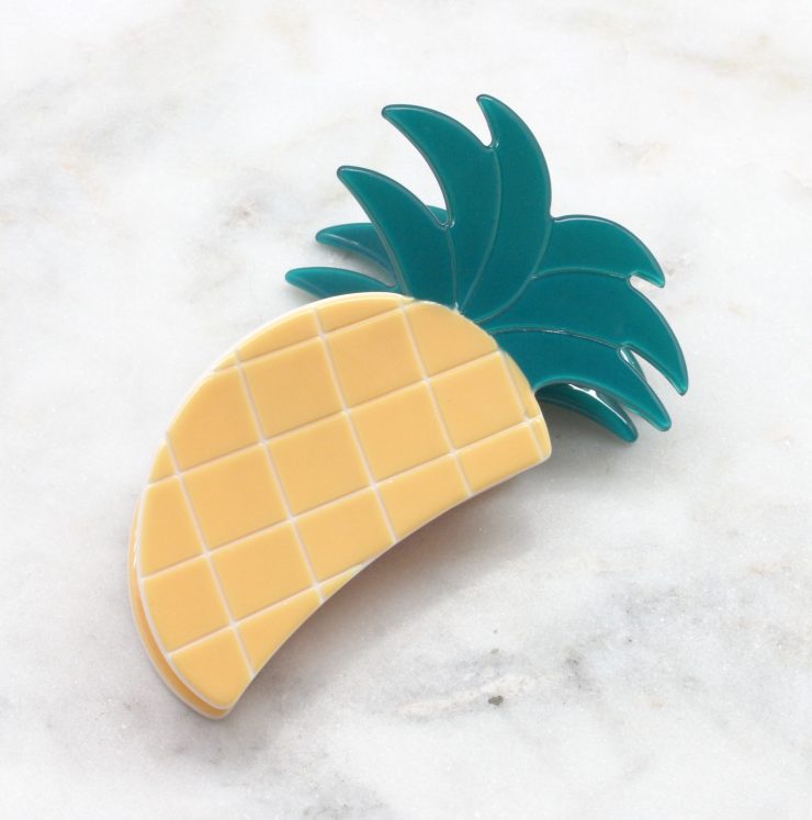 A photo of the Pineapple Princess Clip product