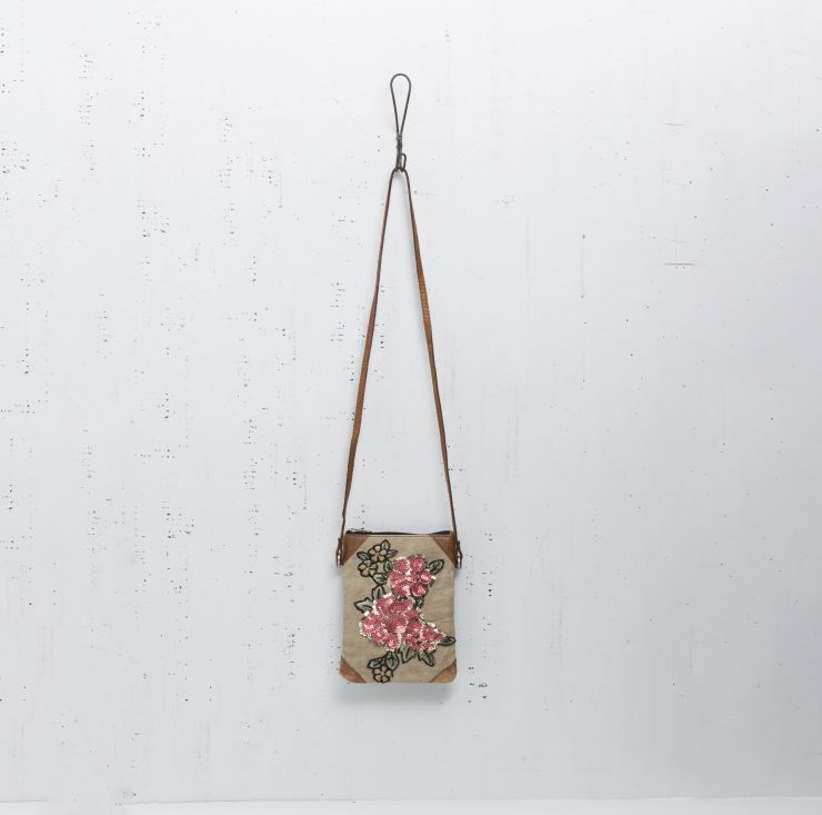 A photo of the Rosabella Cross Body Purse product