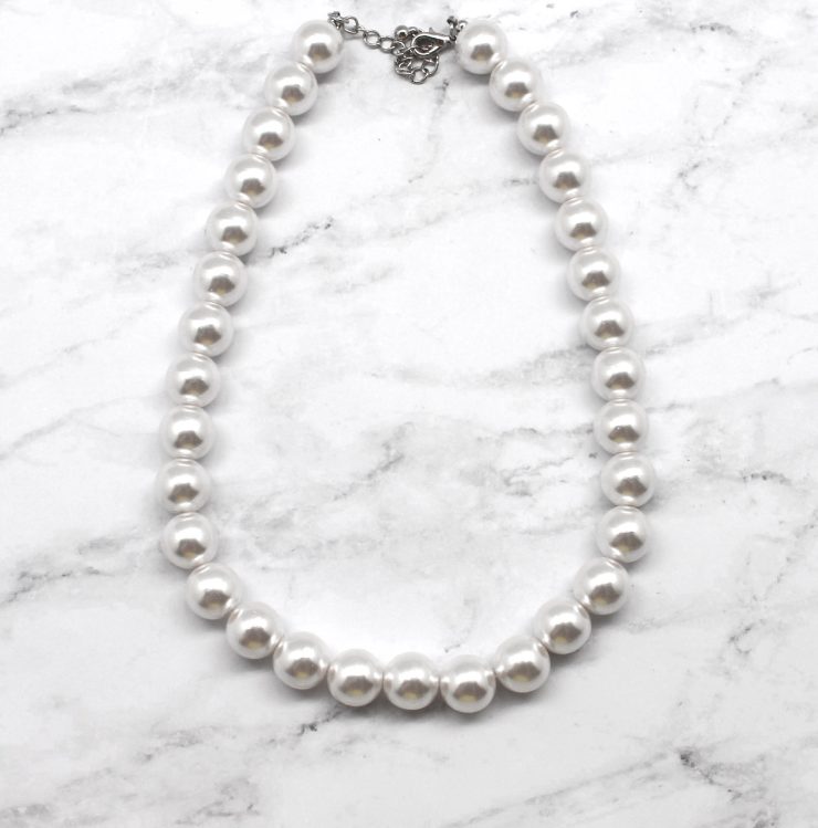 A photo of the The Classic Pearl Necklace White product