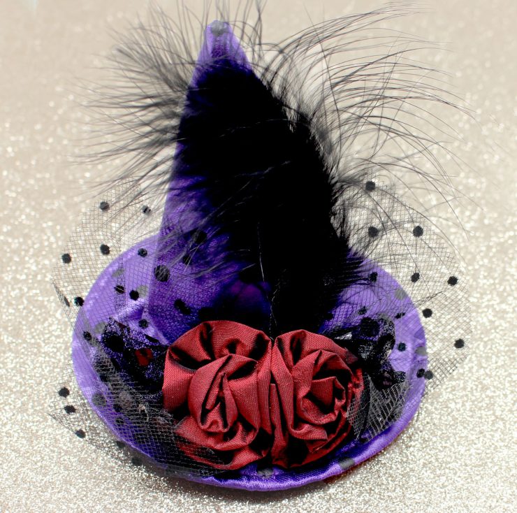 A photo of the Witch Clip Hat product
