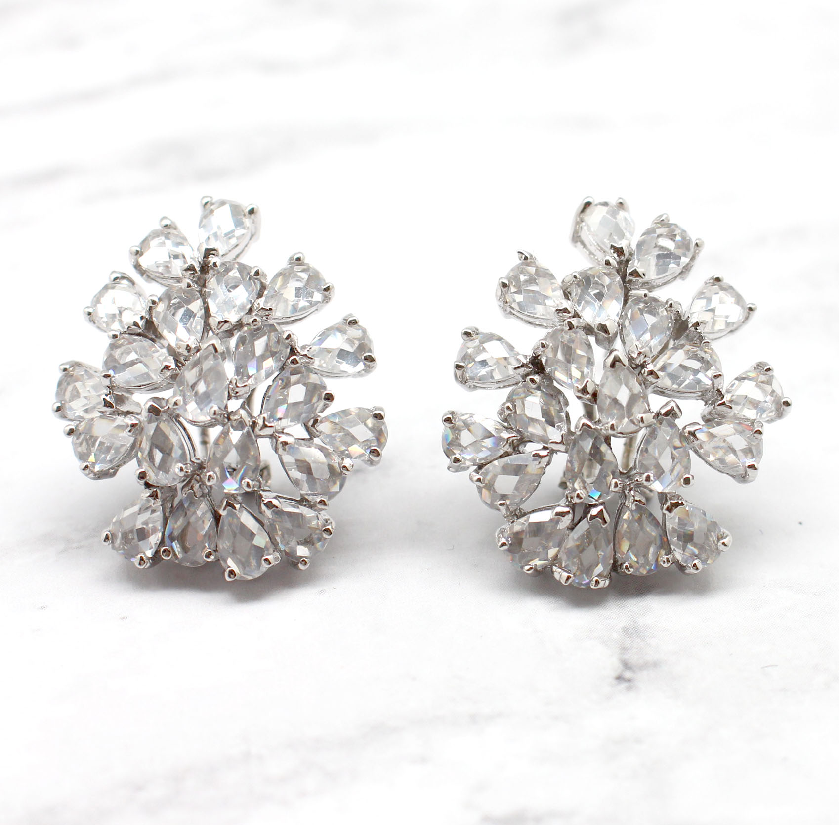 The Bunch Of Sparkle Earrings Best Everything Online Ping The Bunch Of Sparkle Earrings