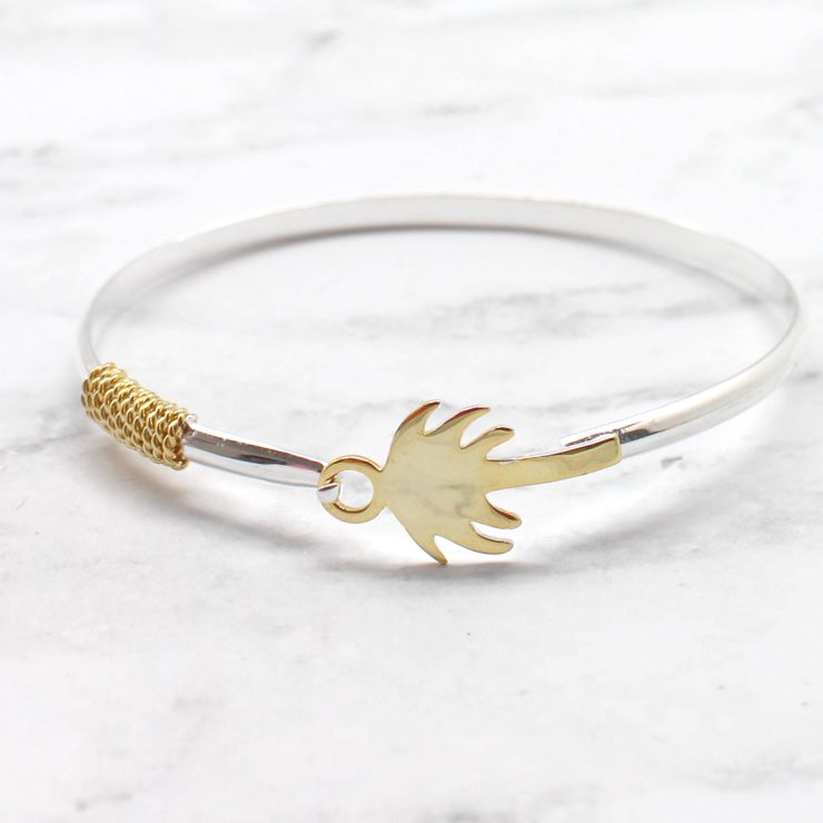 A photo of the Palm Bangle product