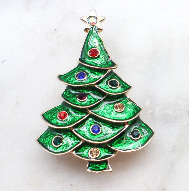 A photo of the Christmas Lights Pin product