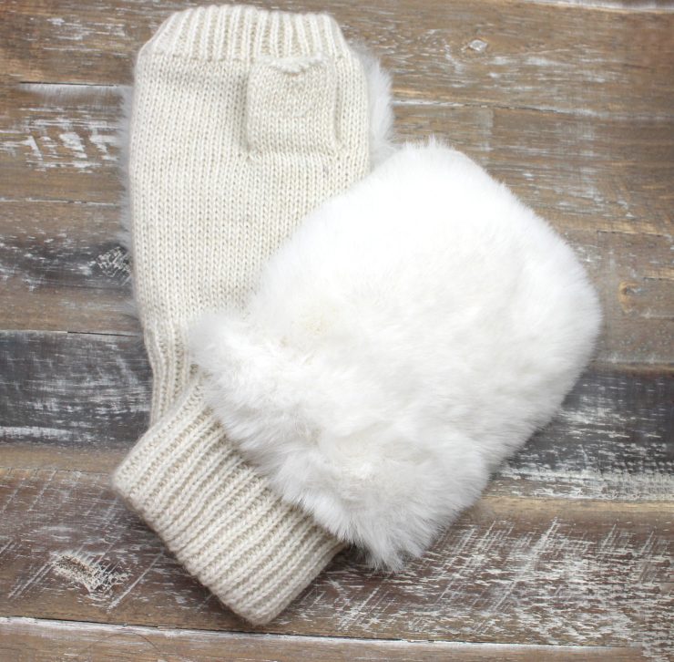 A photo of the Faux Furry Gloves product