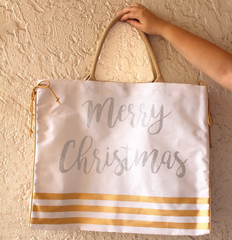 A photo of the Merry Christmas Jute Bag product