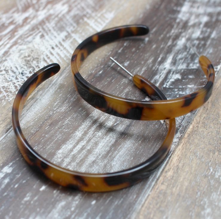 A photo of the Tortoiseshell Hoops product