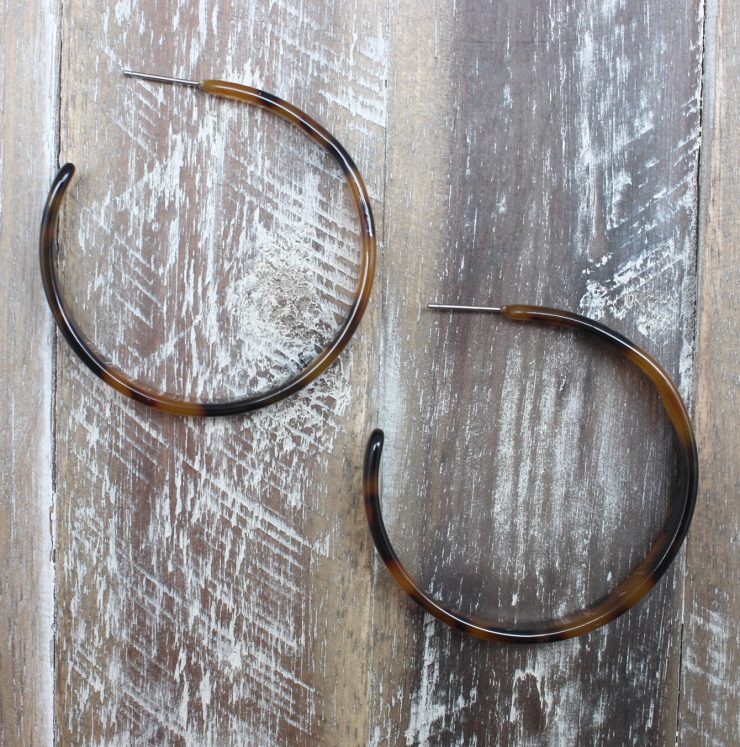 A photo of the Tortoiseshell Hoops product