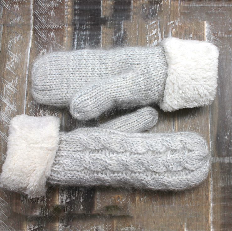 A photo of the Glitter Gloves product