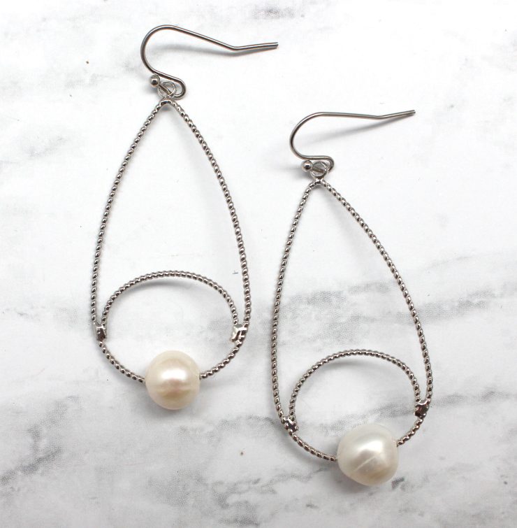 A photo of the Pearly Earrings product