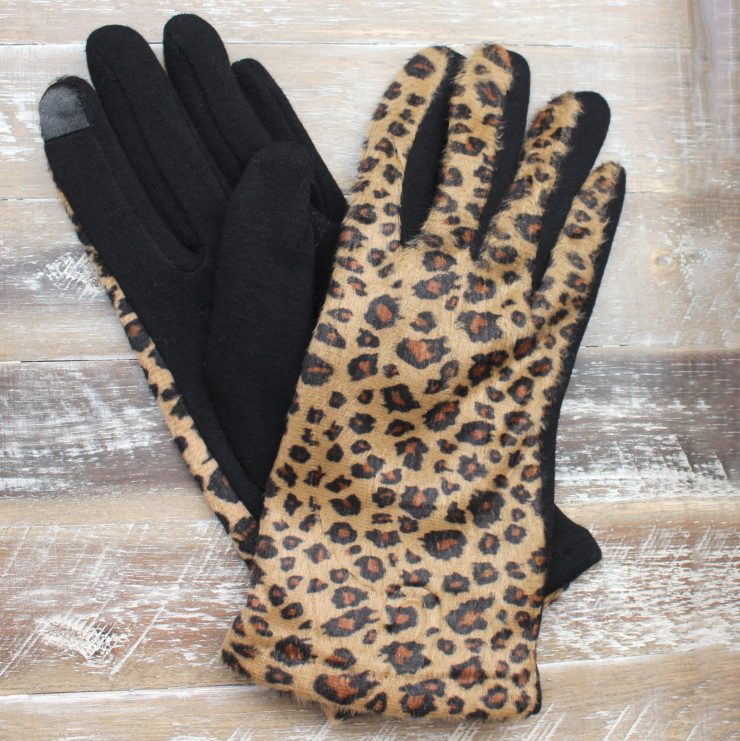 A photo of the Wild One Gloves product