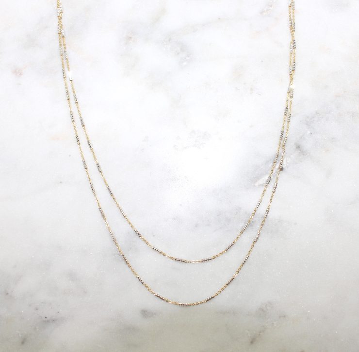A photo of the Bari Necklace product