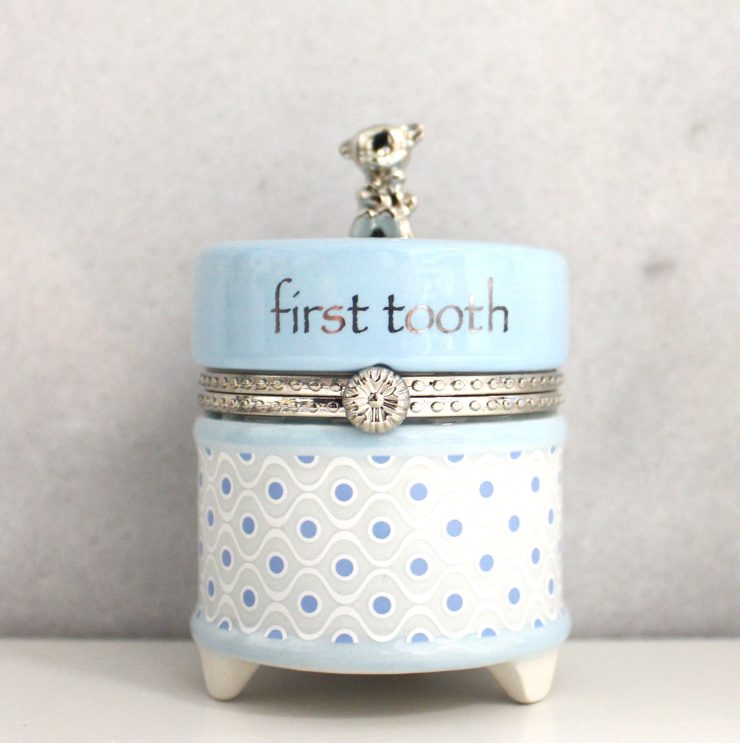 A photo of the Blue First Tooth Box product