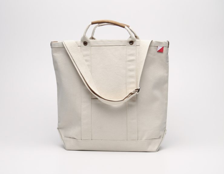A photo of the Cargo Tote product