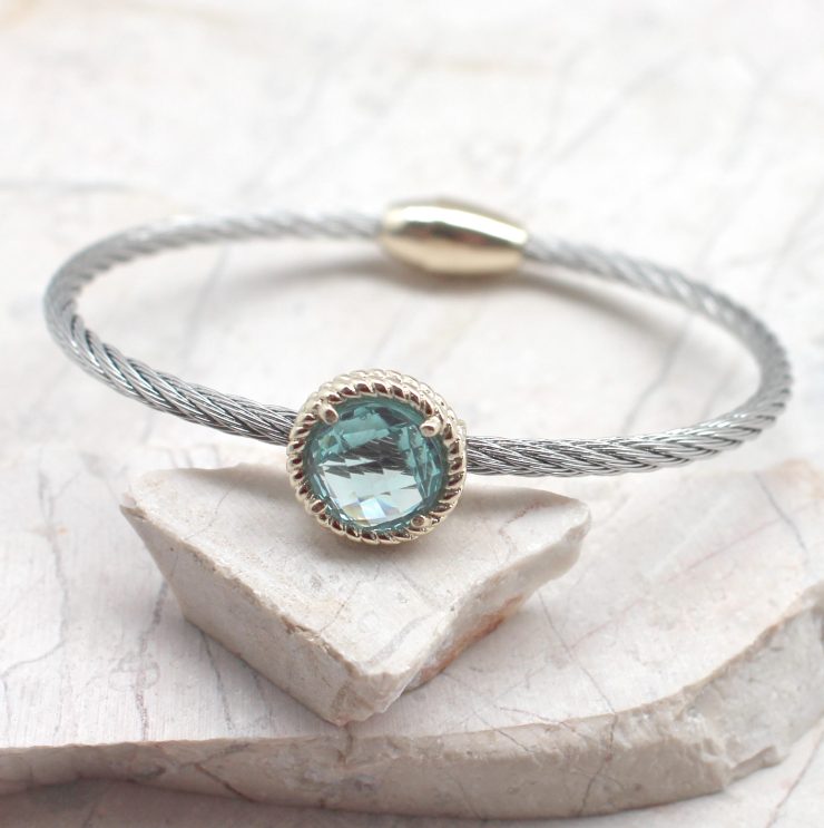 A photo of the Circle Gemstone Magnetic Bangle product