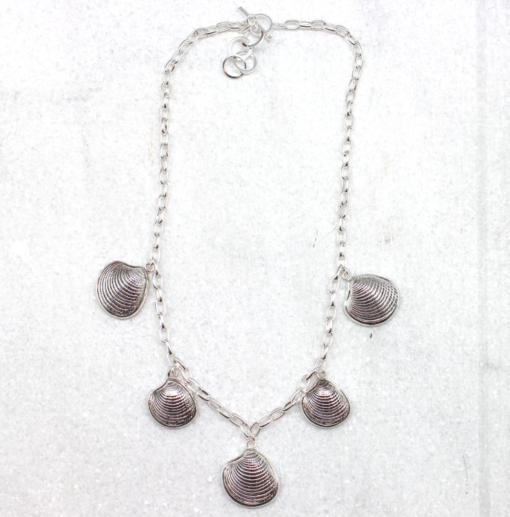 A photo of the Clam Shell Necklace product