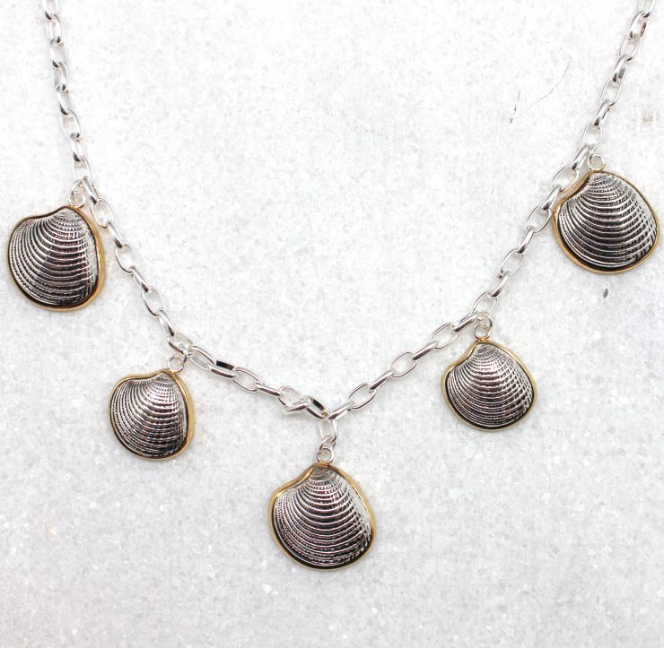 A photo of the Clam Shell Necklace product